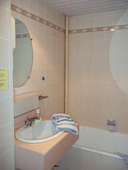L'Etoile D'Or Otel Bourbonne-les-Bains Dış mekan fotoğraf